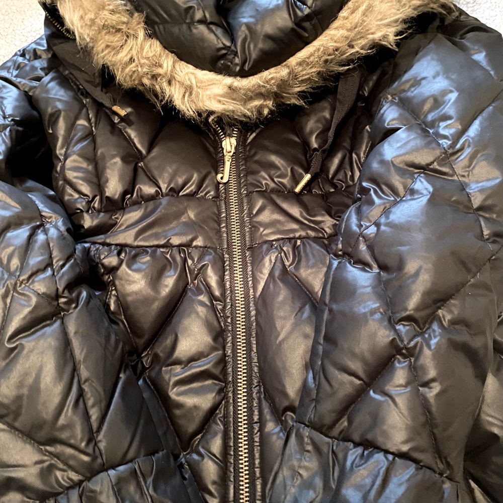 Juicy Couture Puffer Coat! 👑